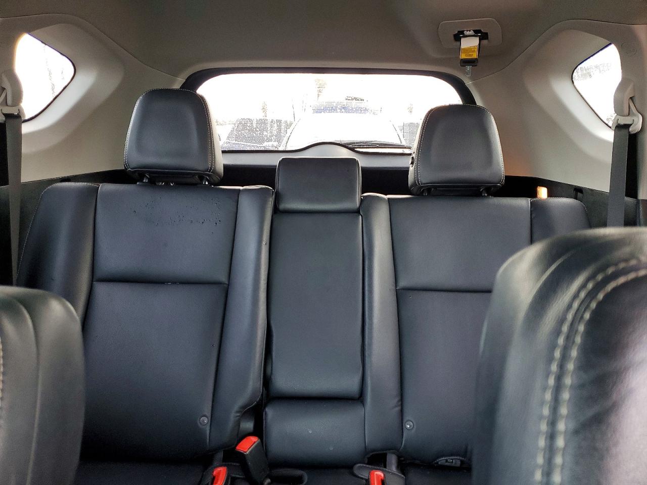 2015 TOYOTA RAV4 LIMITED photo 28