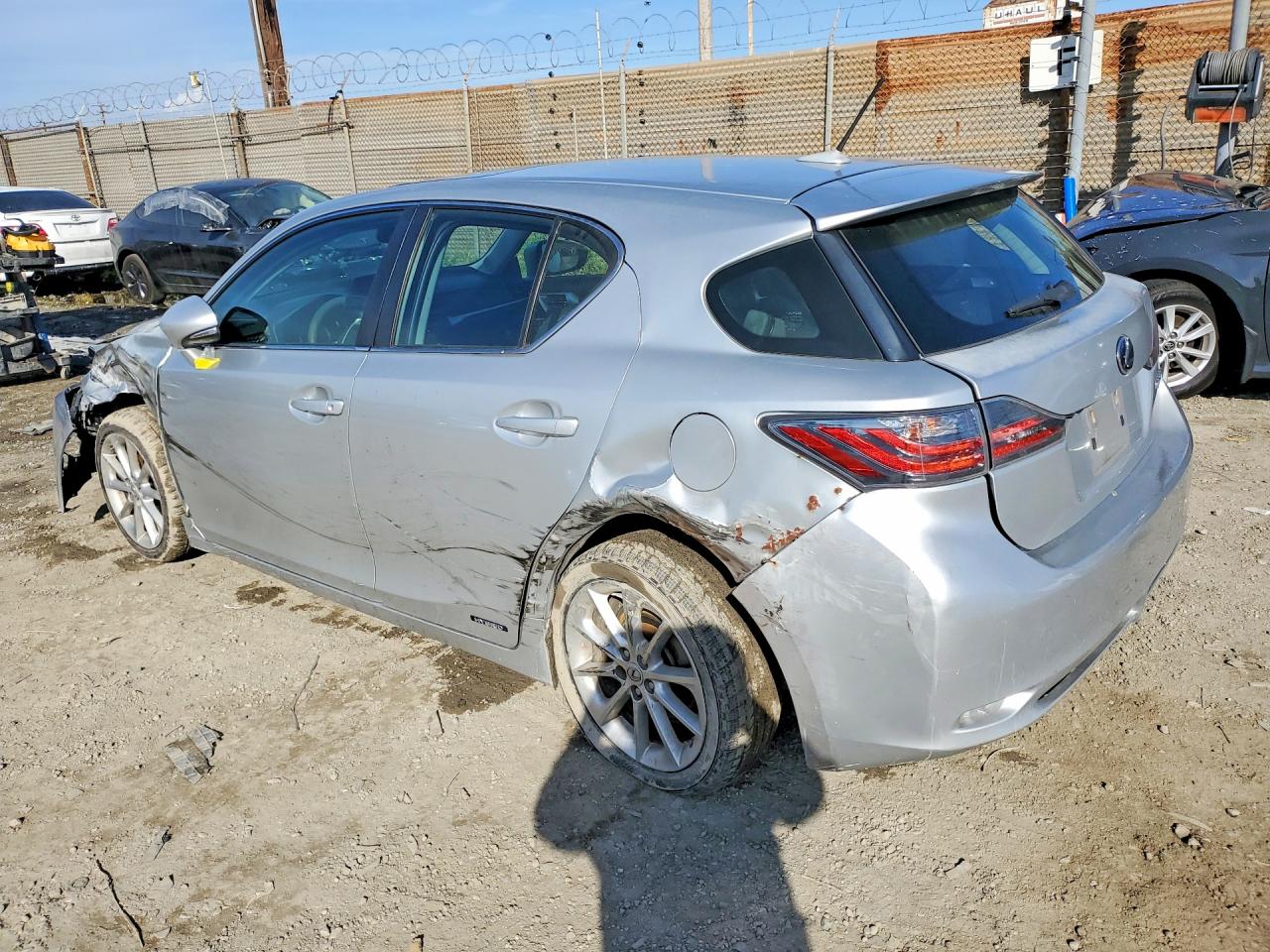 2013 LEXUS CT photo 2