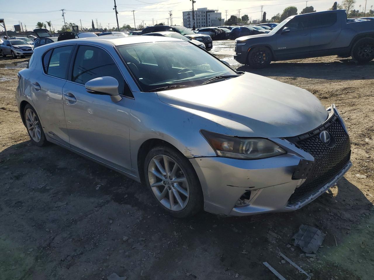 2013 LEXUS CT photo 4