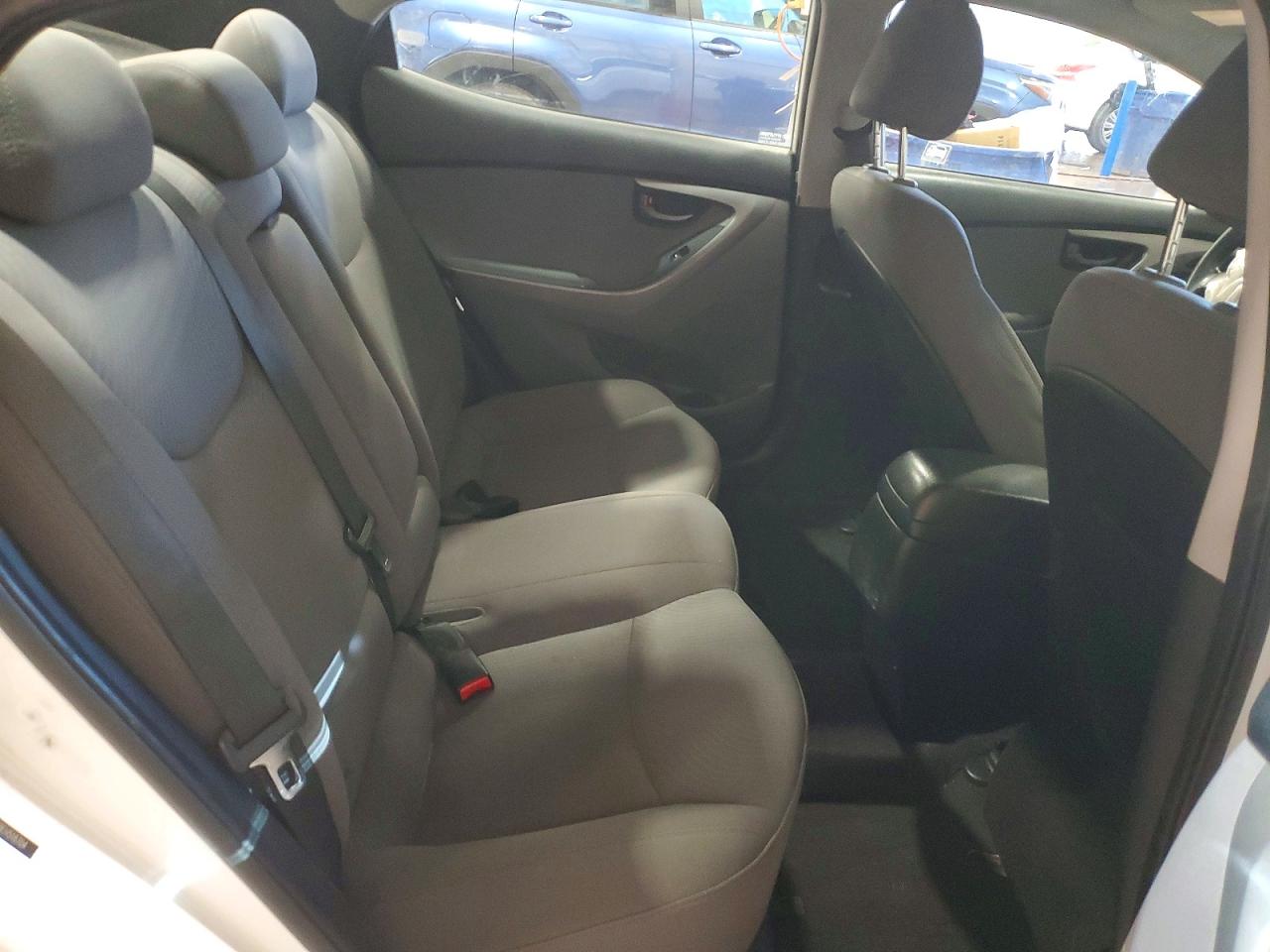 2014 HYUNDAI ELANTRA SE photo 19