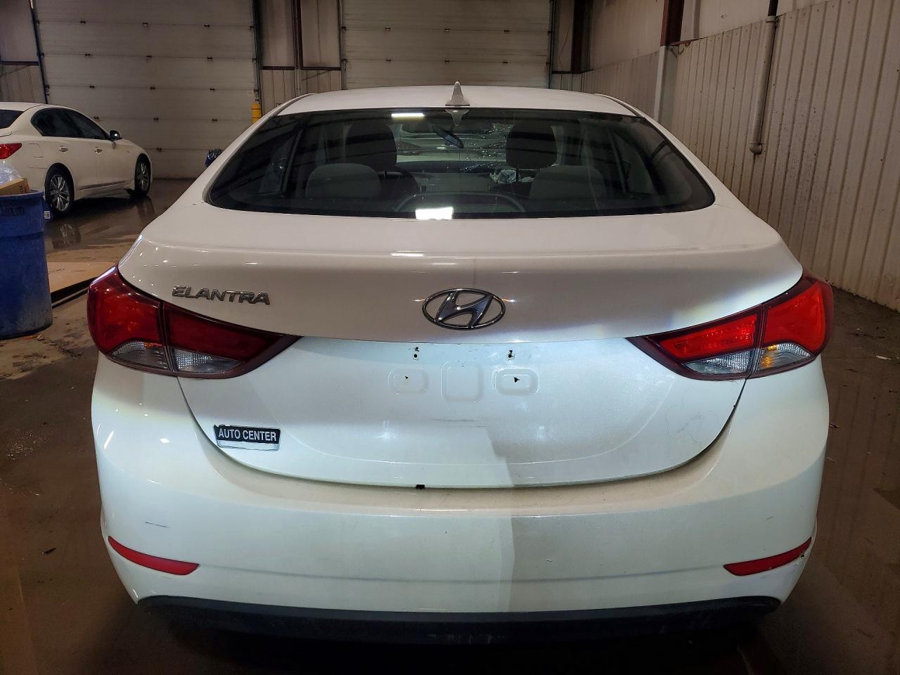 2014 HYUNDAI ELANTRA SE photo 11