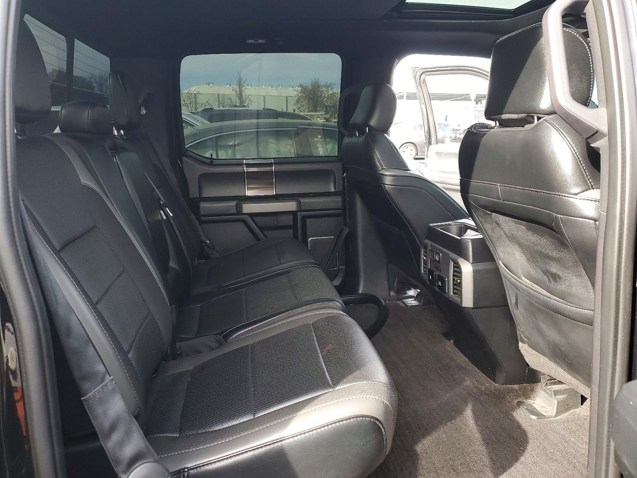 2019 FORD F150 RAPTOR photo 19