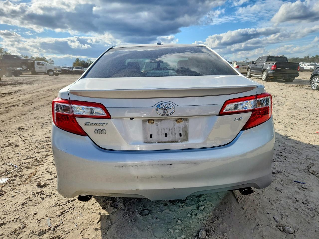 2012 TOYOTA CAMRY photo 11