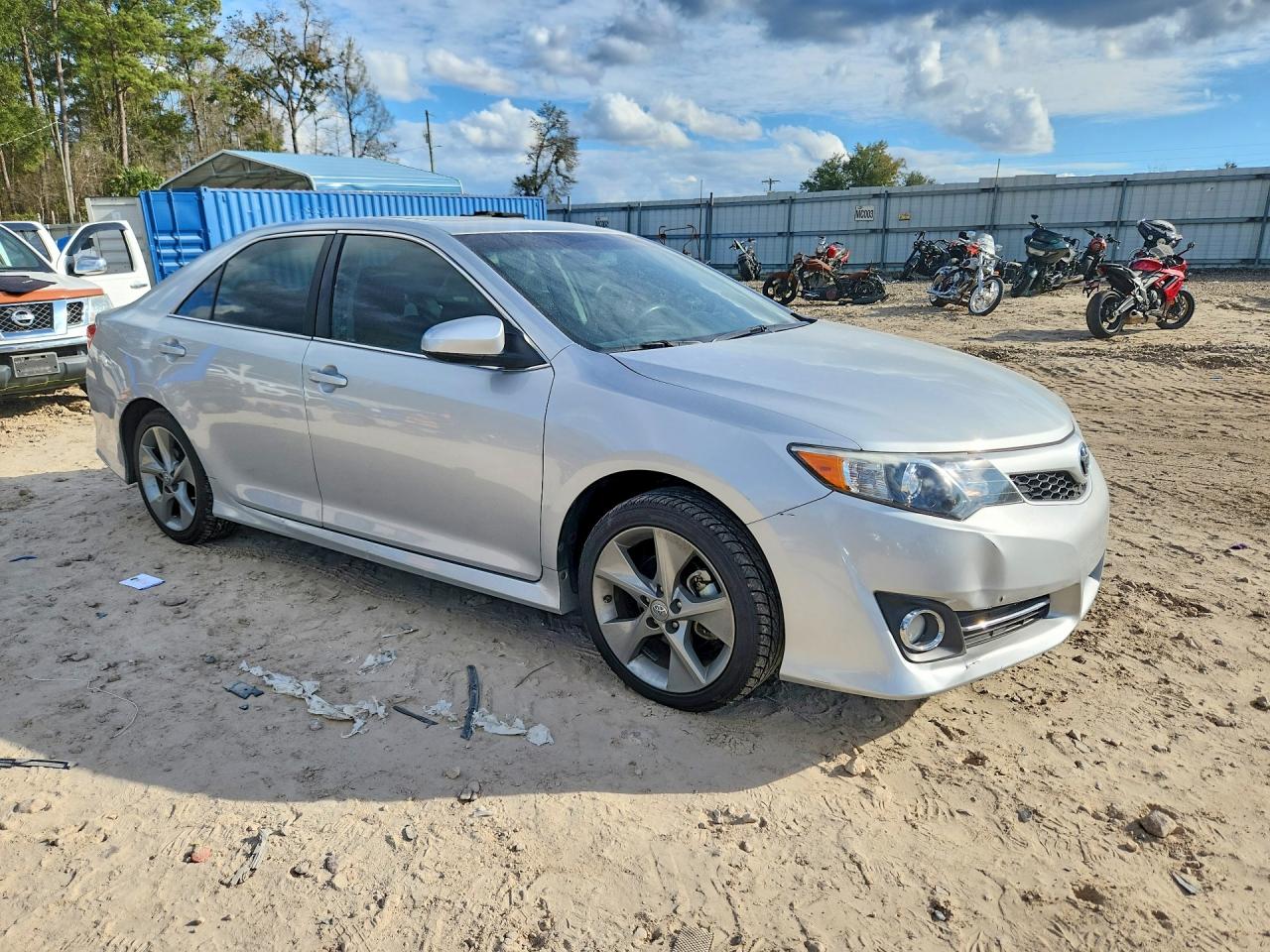 2012 TOYOTA CAMRY photo 7