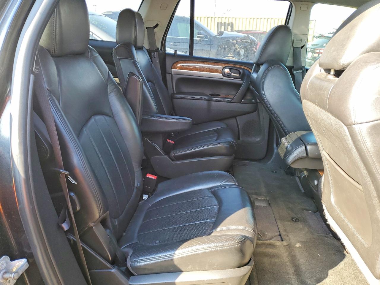 2011 BUICK ENCLAVE CXL photo 21