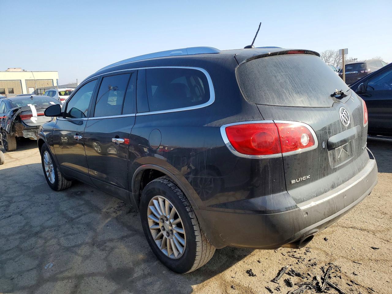 2011 BUICK ENCLAVE CXL photo 3
