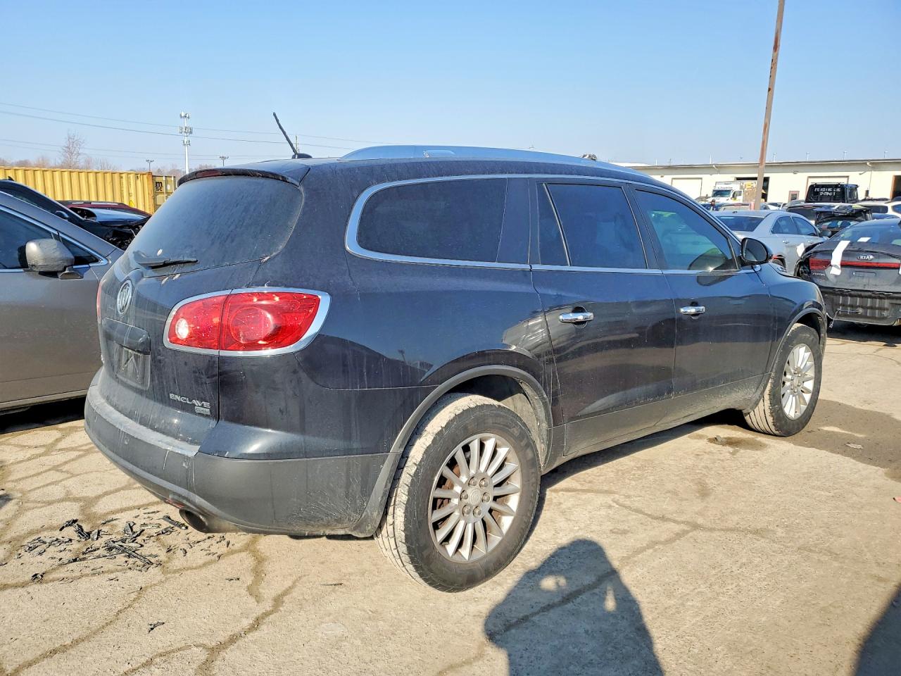 2011 BUICK ENCLAVE CXL photo 5