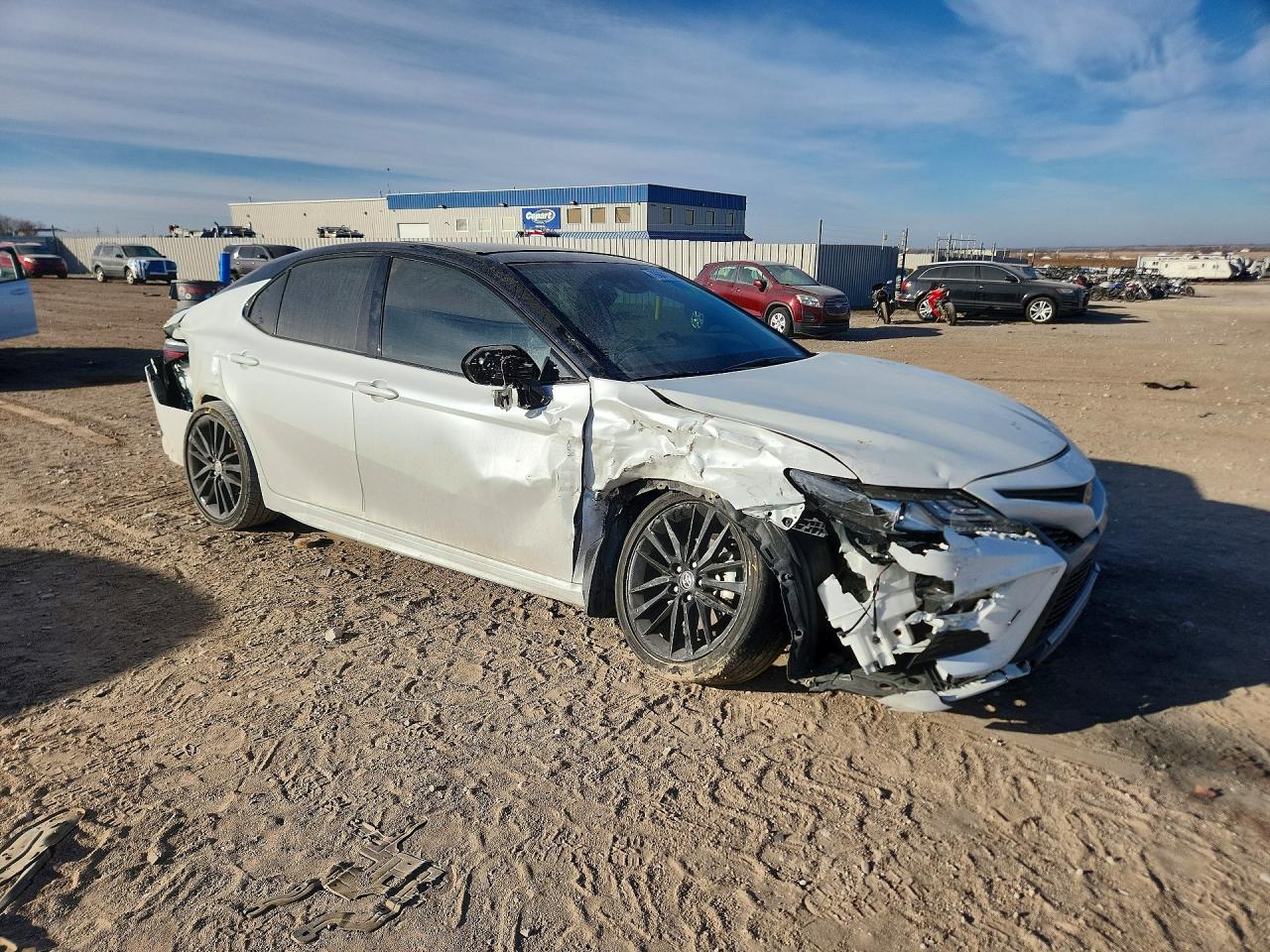 2023 TOYOTA CAMRY XSE photo 4