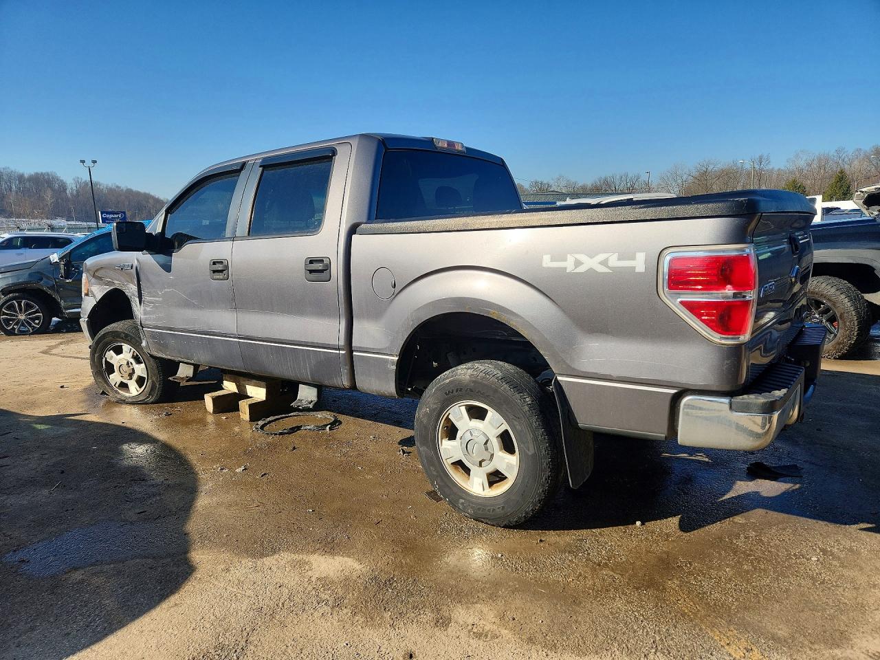 2013 FORD F150 SUPERCREW photo 2