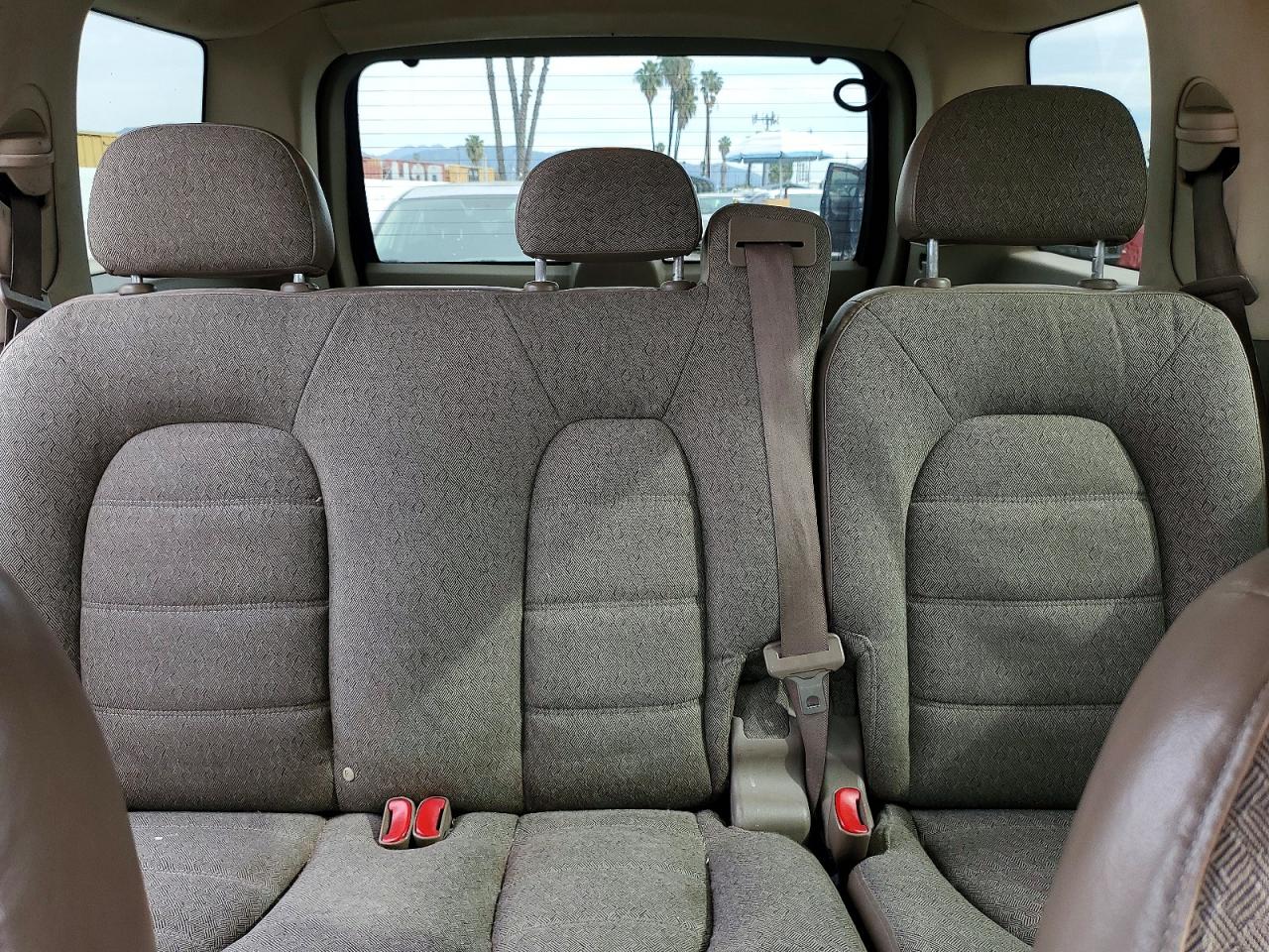 2004 FORD EXPLORER photo 19
