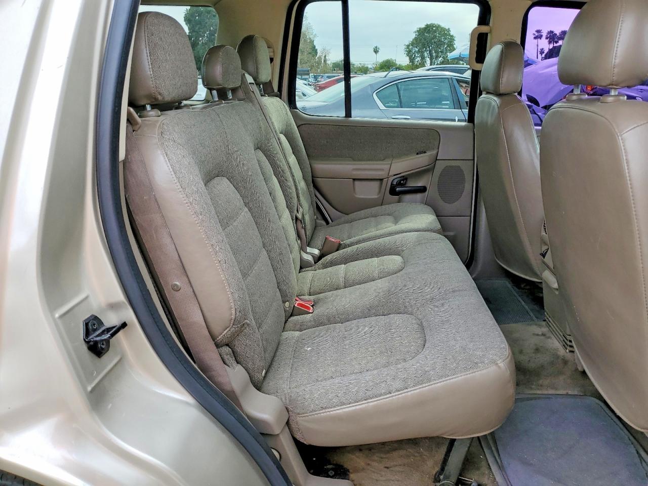 2004 FORD EXPLORER photo 21