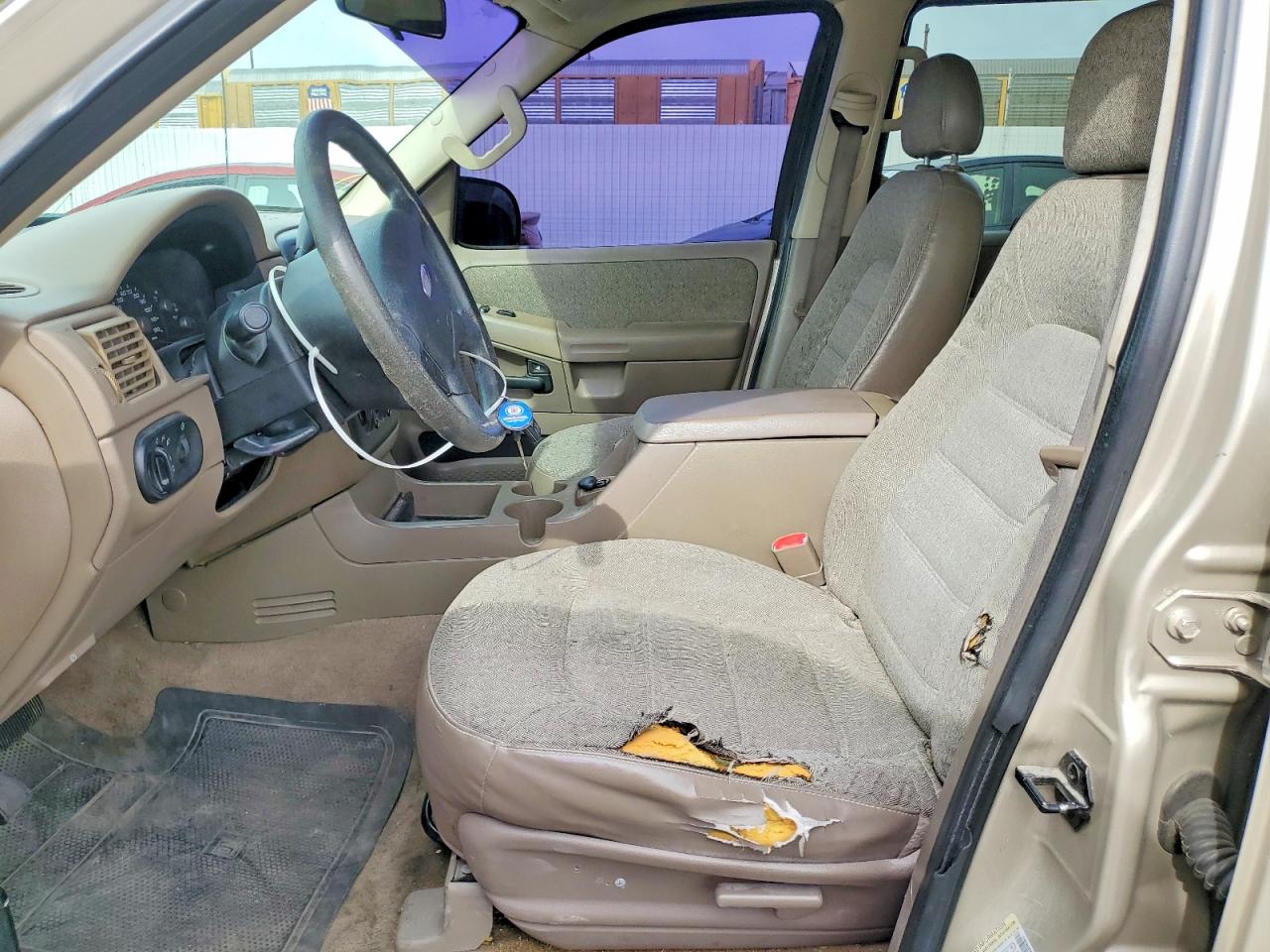 2004 FORD EXPLORER photo 13