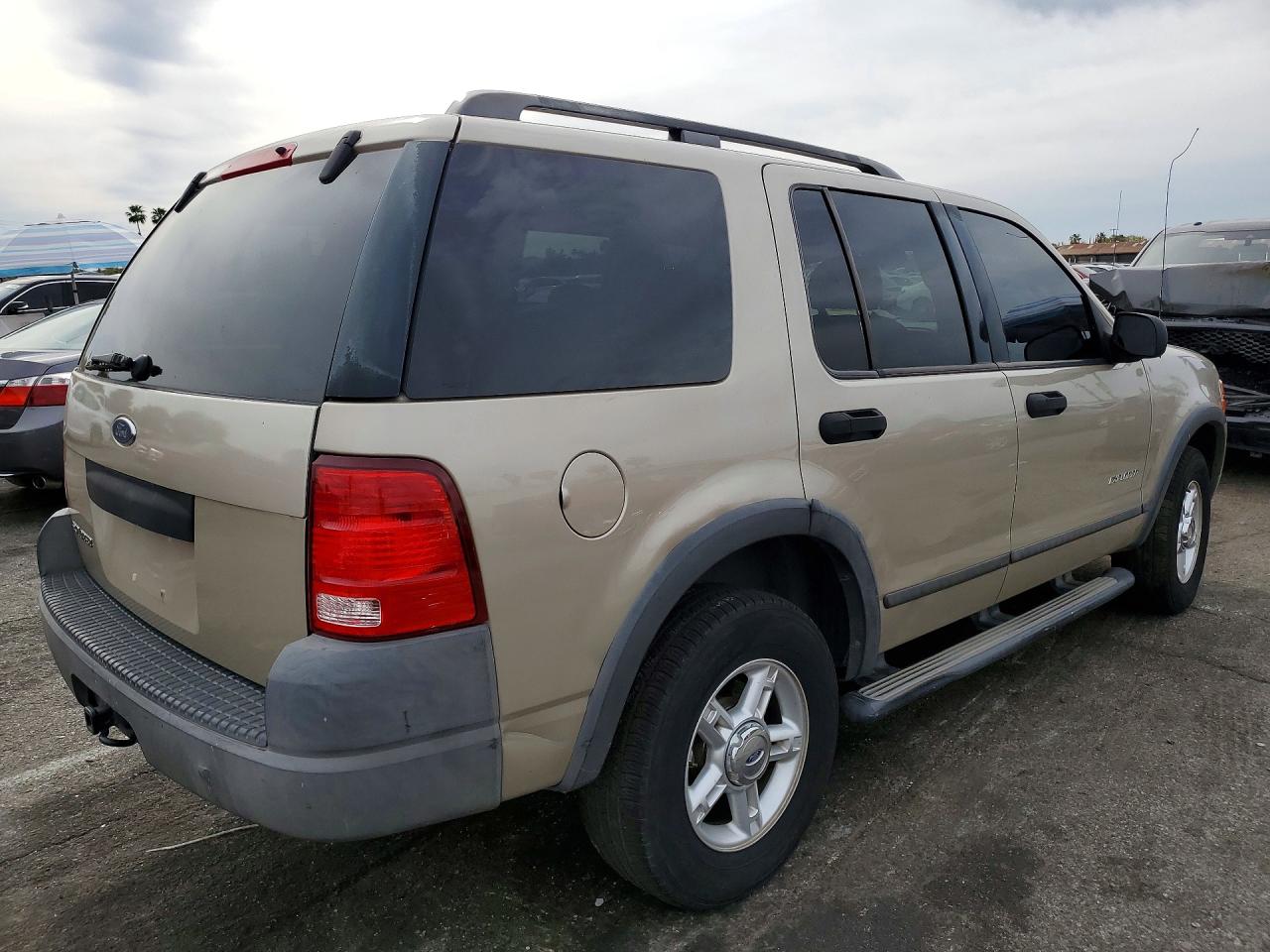 2004 FORD EXPLORER photo 5