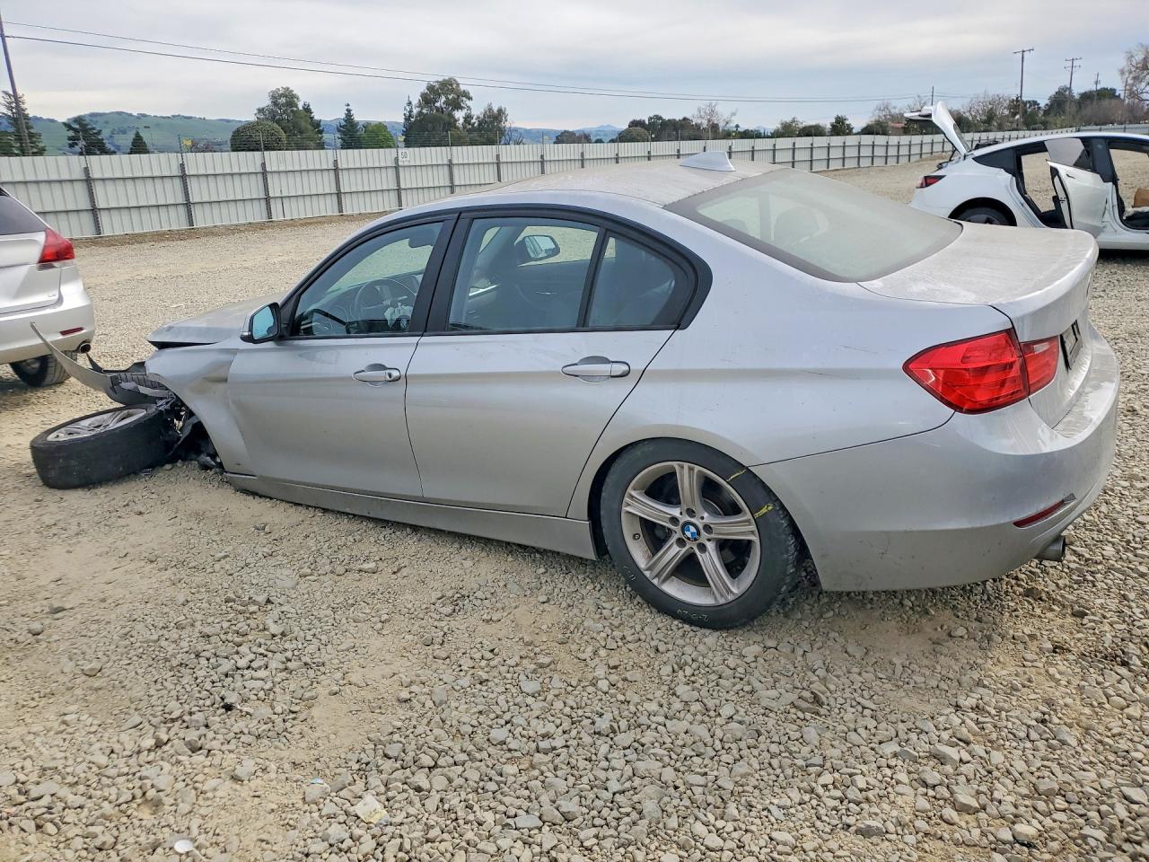 2014 BMW 320 I photo 2