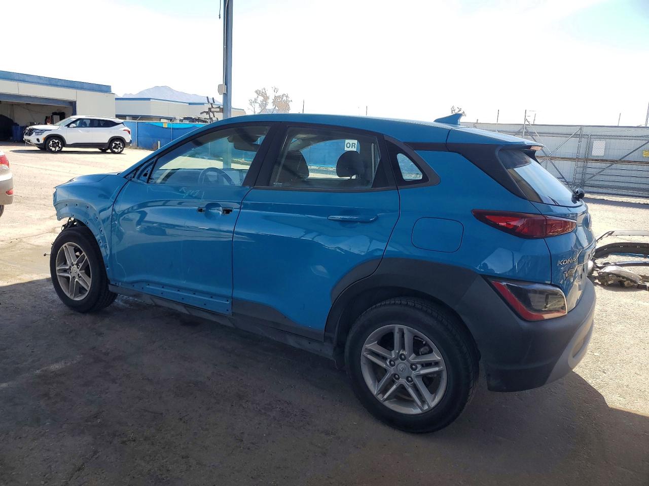 2022 HYUNDAI KONA SEL photo 2