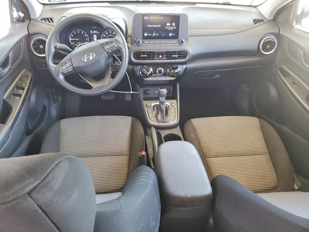 2022 HYUNDAI KONA SEL photo 8