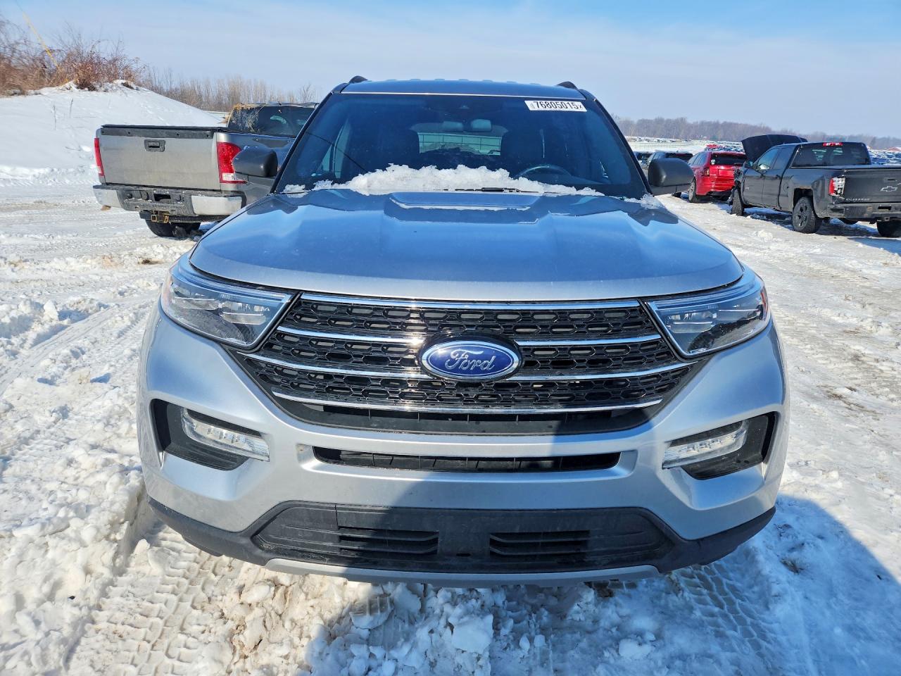 2020 FORD EXPLORER XLT photo 5