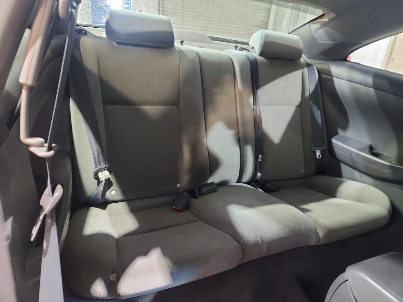2006 TOYOTA CAMRY SOLARA SE V6 photo 19