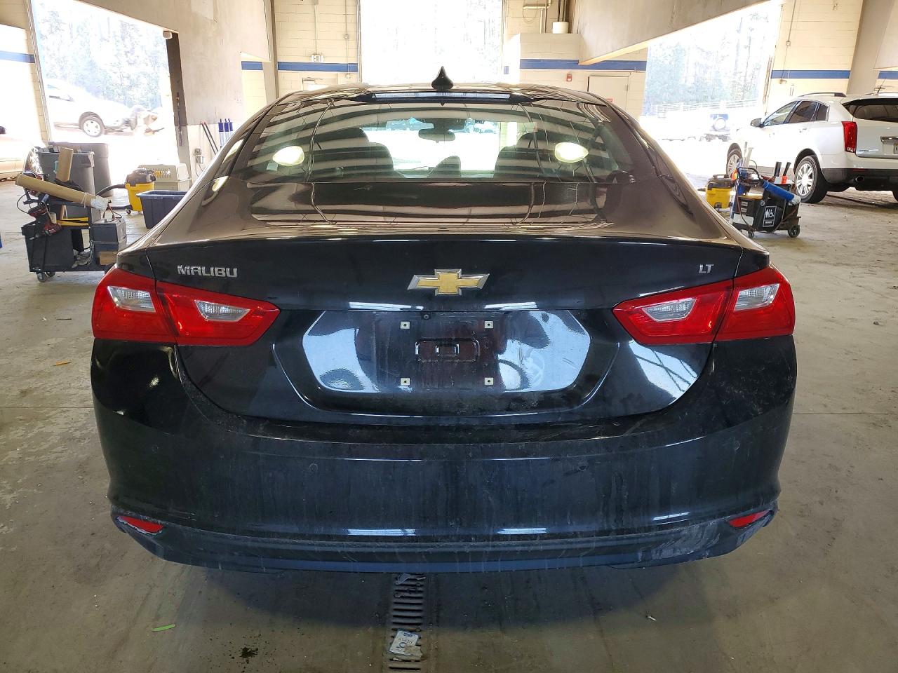 2023 CHEVROLET MALIBU LT photo 11