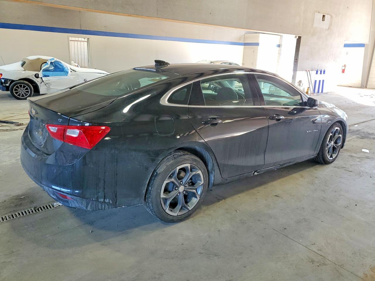 2023 CHEVROLET MALIBU LT photo 5