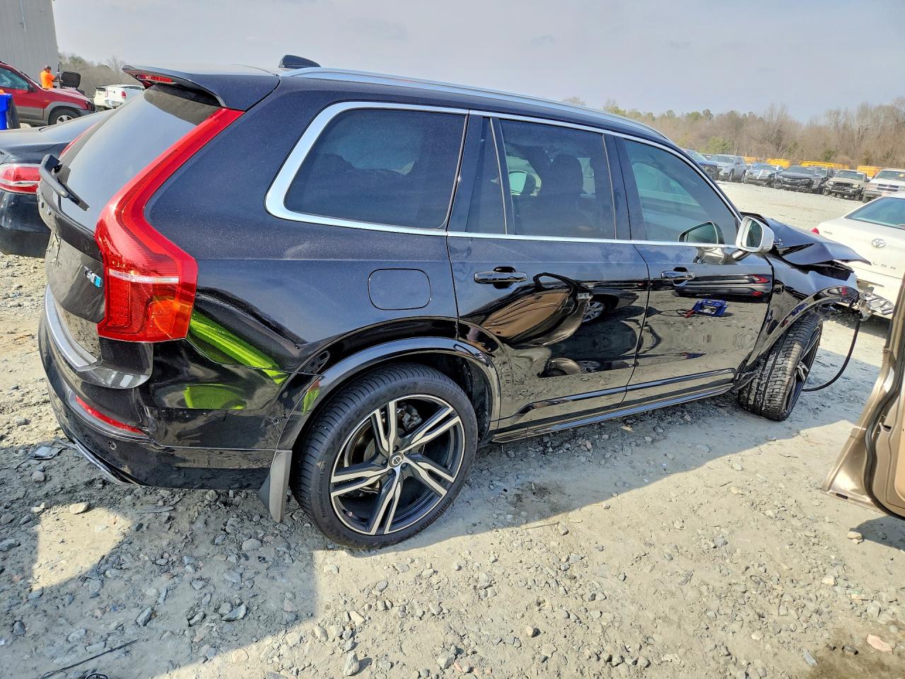 2019 VOLVO XC90 T6 R-DESIGN photo 3