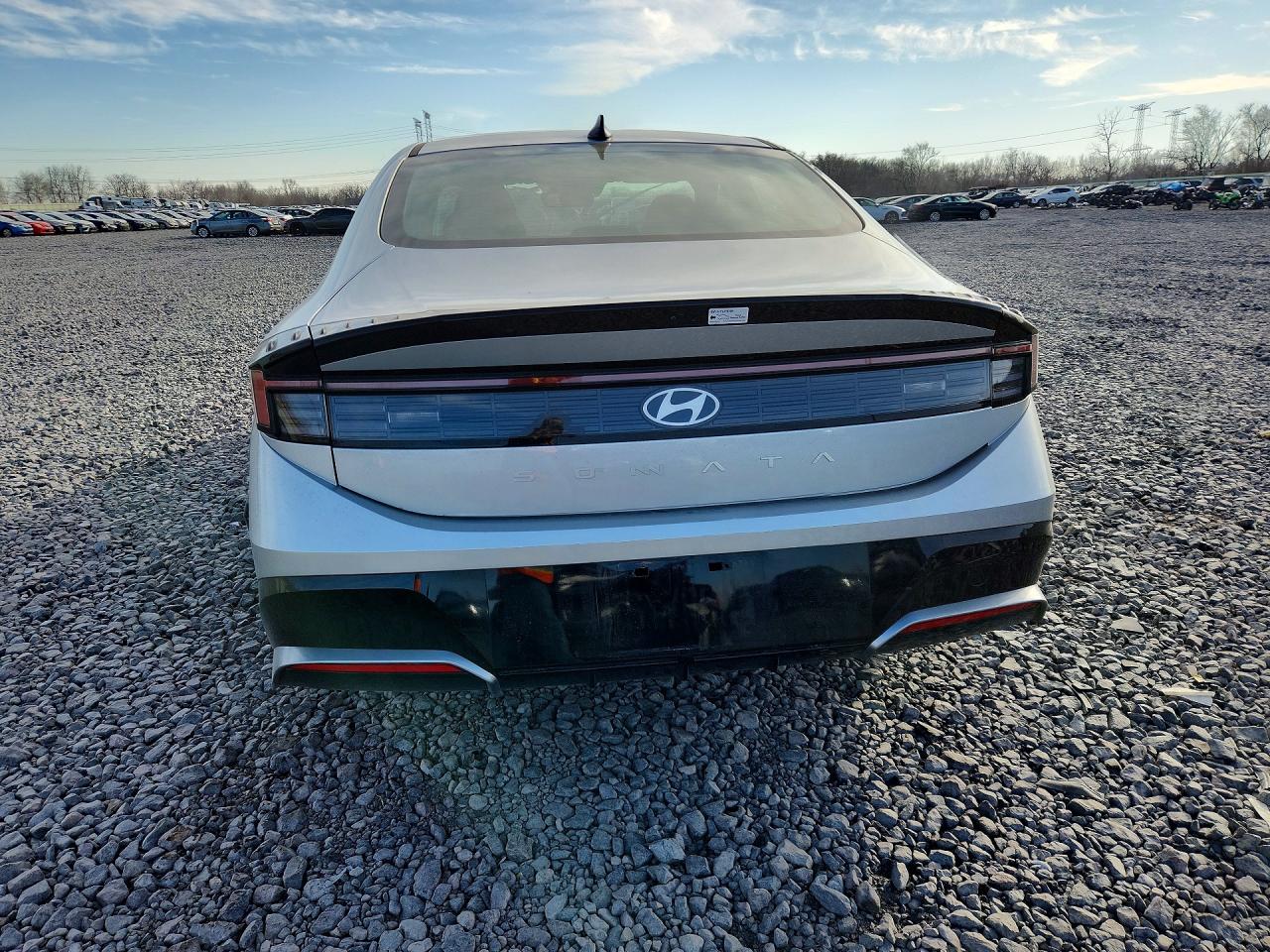2026 HYUNDAI SONATA SEL SPORT photo 11