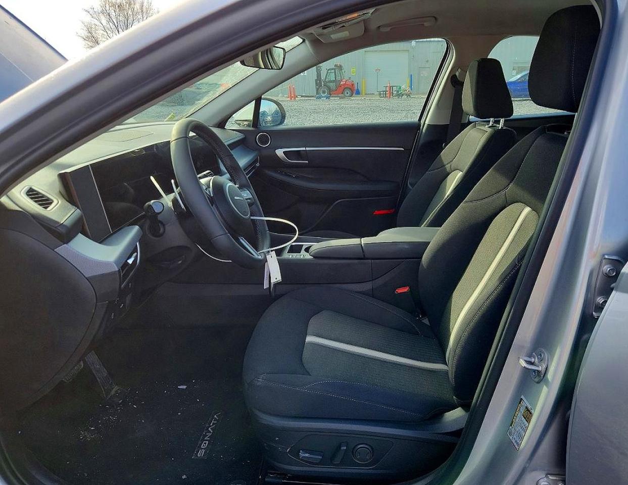 2026 HYUNDAI SONATA SEL SPORT photo 13