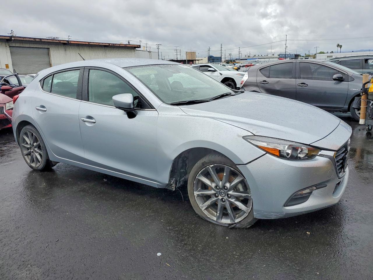 2018 MAZDA 3 TOURING photo 4