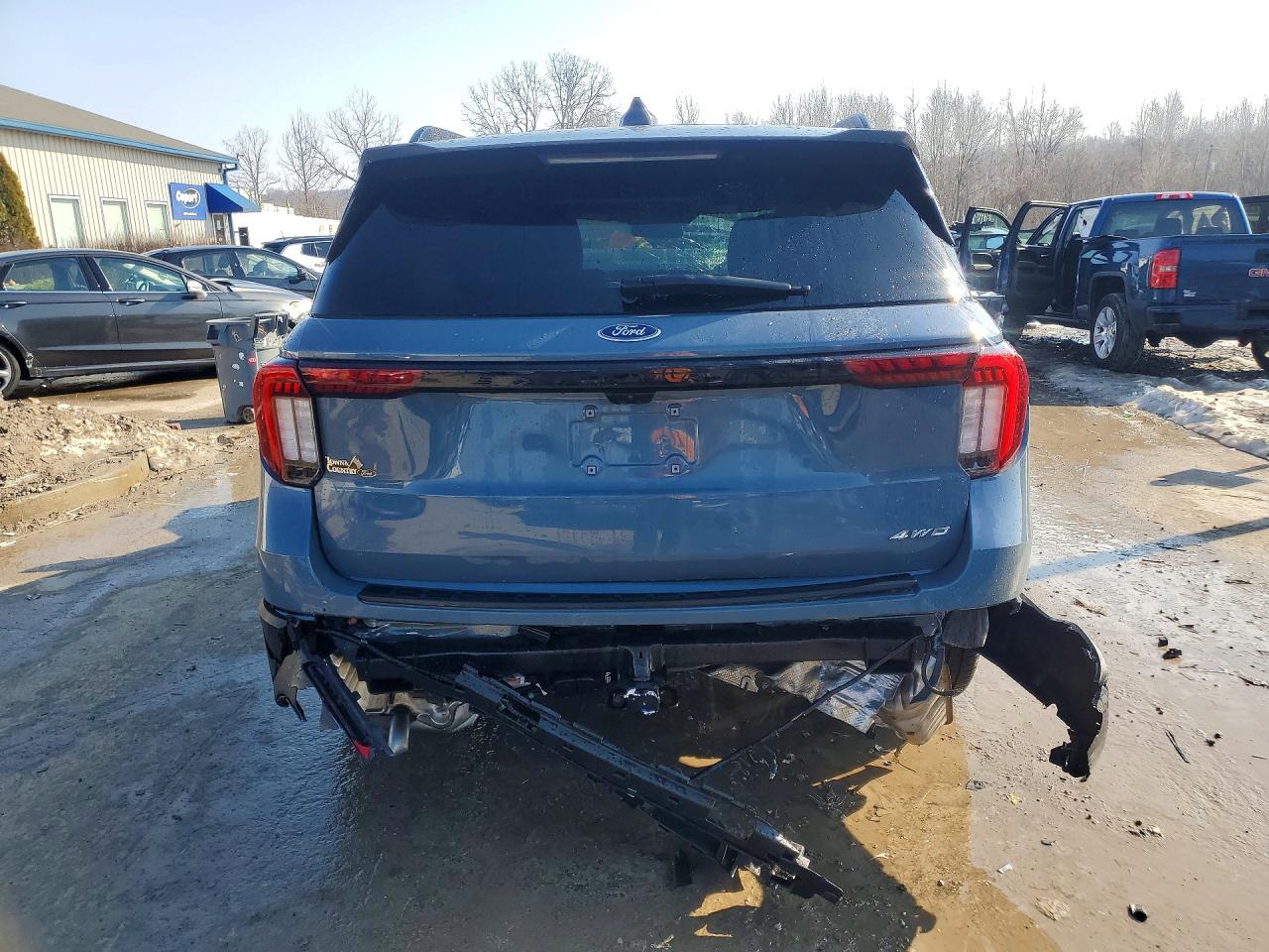 2025 FORD EXPLORER ST-LINE photo 6