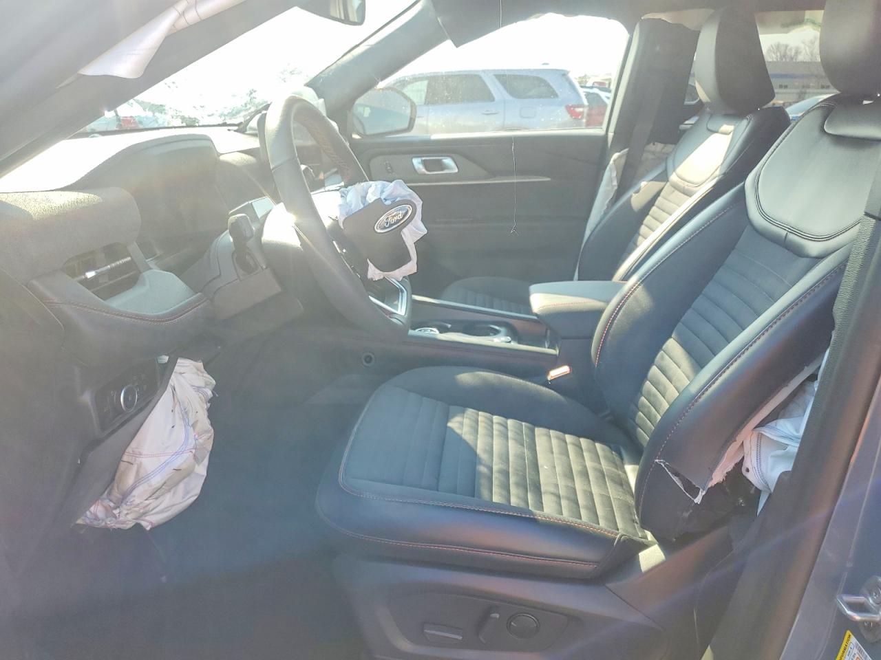 2025 FORD EXPLORER ST-LINE photo 7