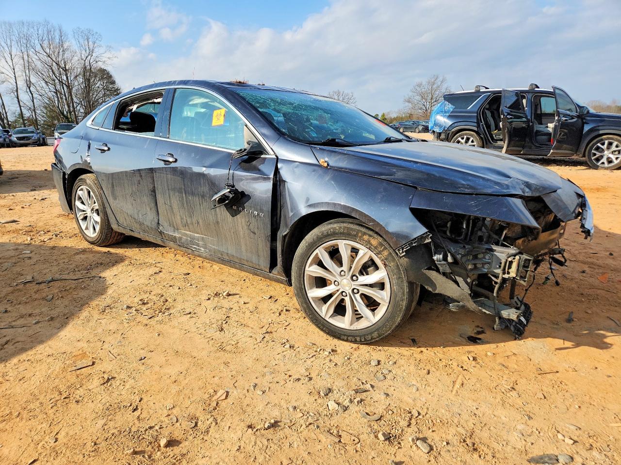 2022 CHEVROLET MALIBU LT photo 4