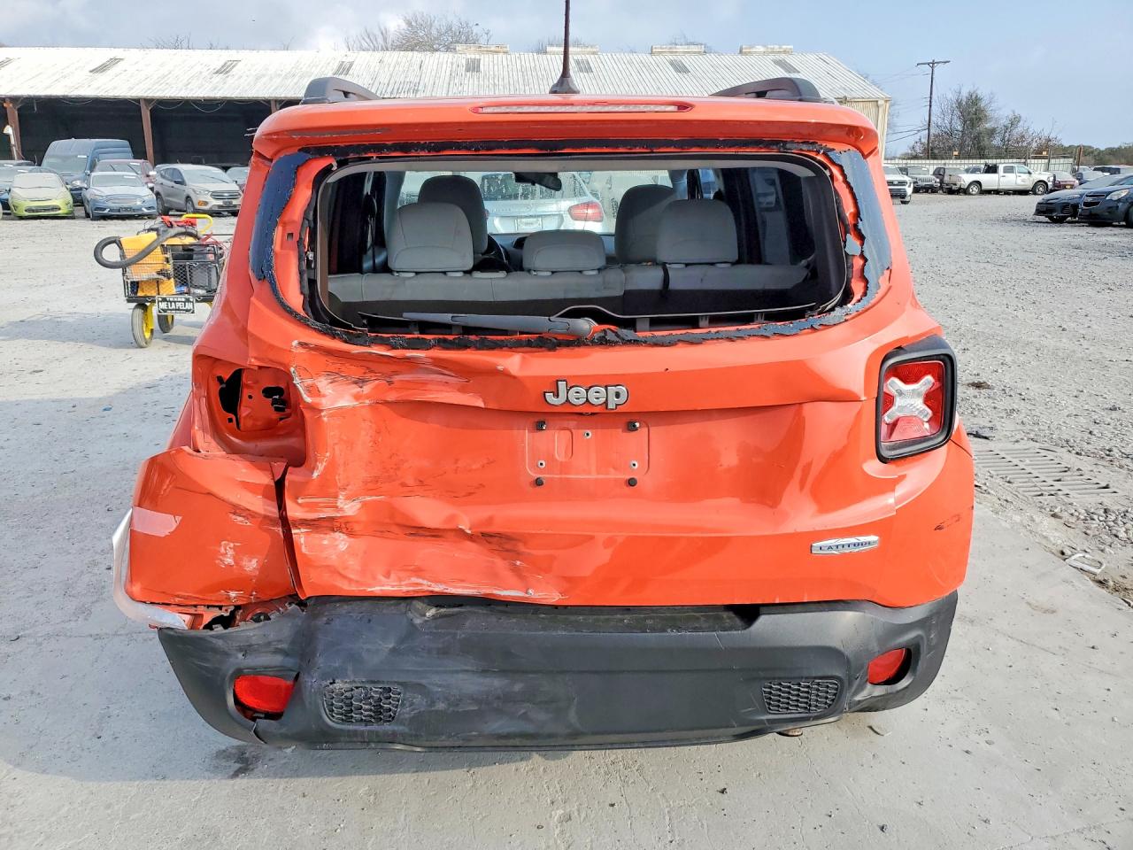 2017 JEEP RENEGADE LATITUDE photo 11