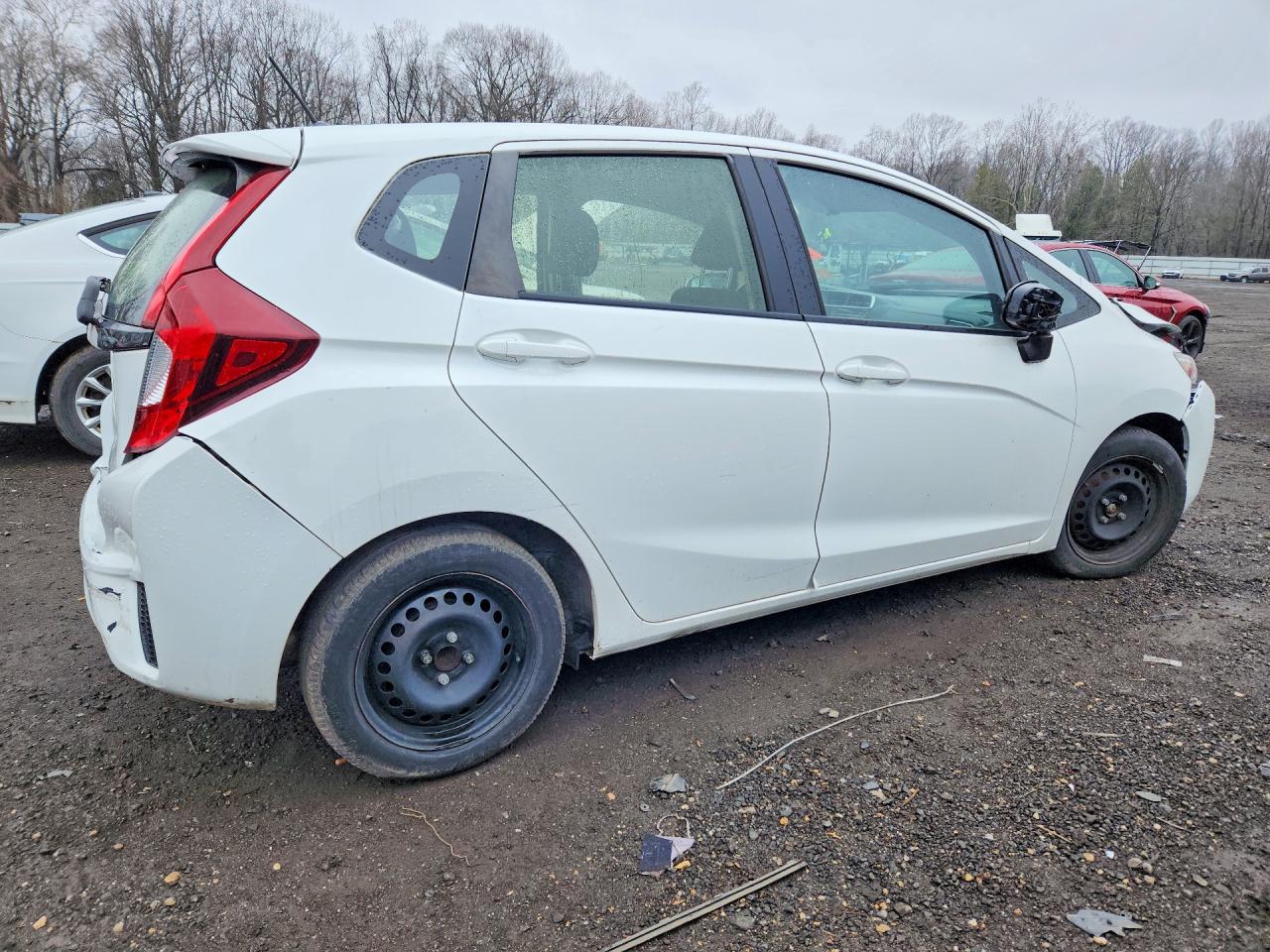 2016 HONDA FIT LX photo 3
