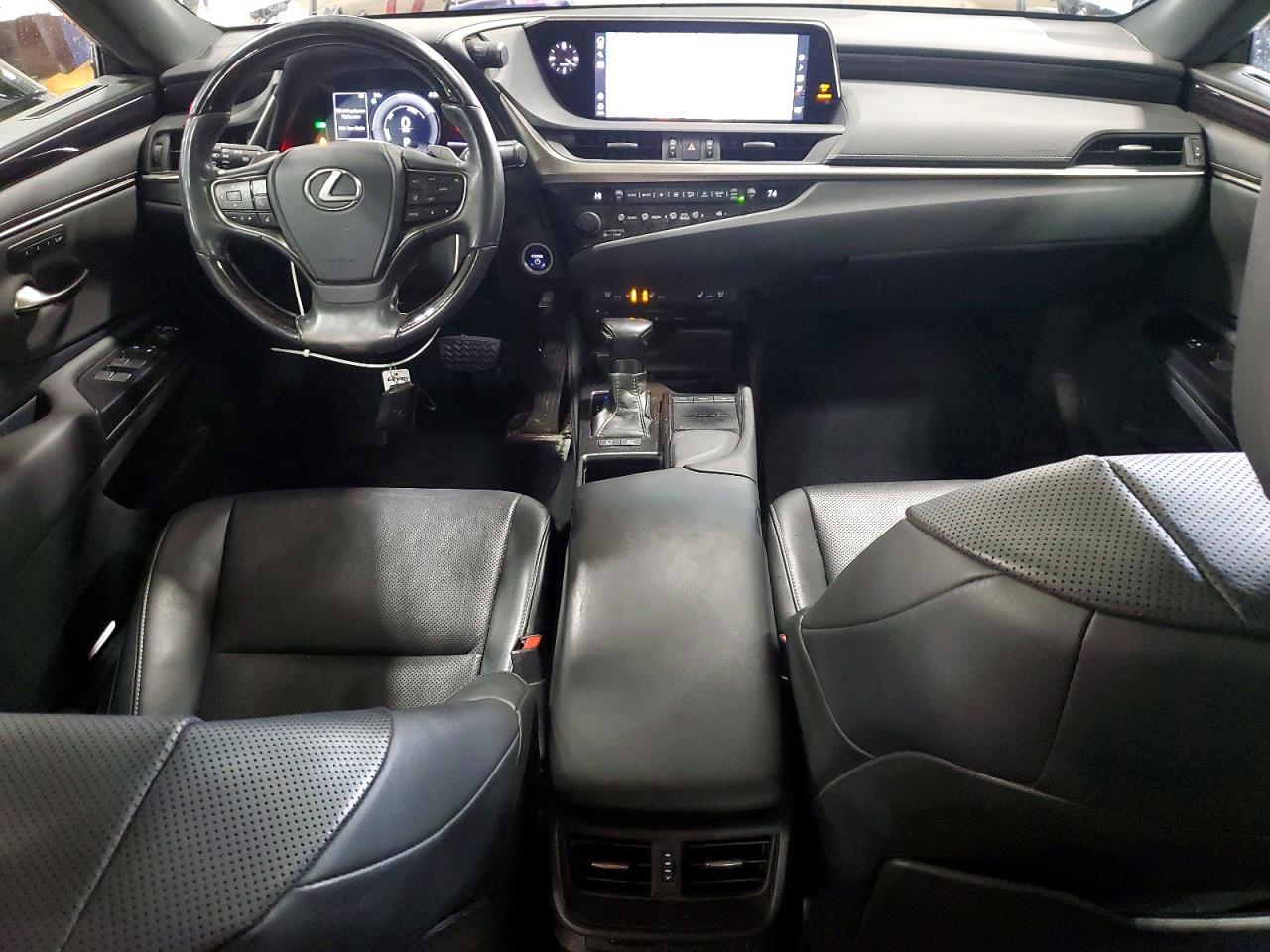 2020 LEXUS ES 300H photo 8