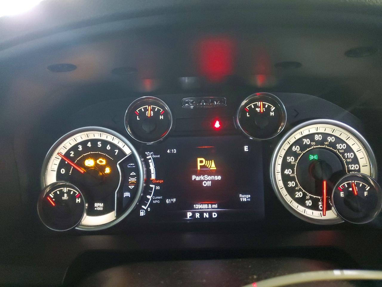 2016 RAM 1500 SLT photo 17