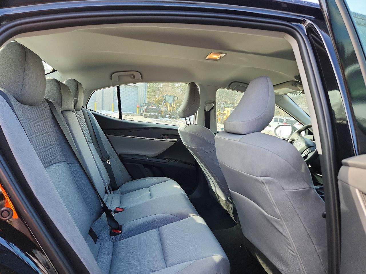 2025 TOYOTA CAMRY XSE photo 19