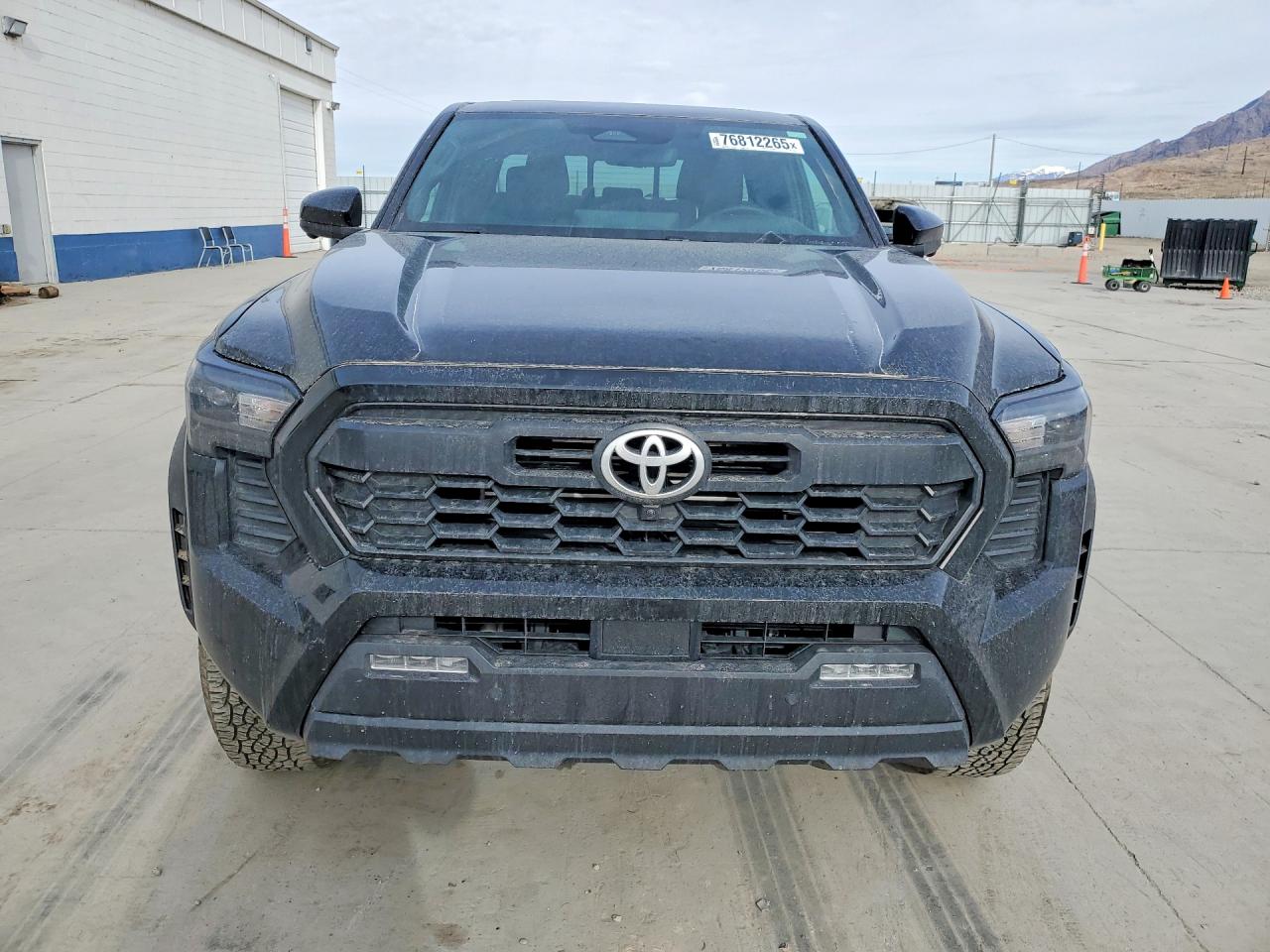2025 TOYOTA TACOMA TRD OFF ROAD photo 5