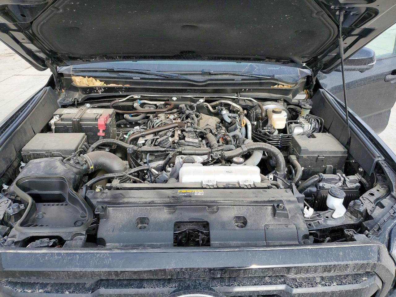 2025 TOYOTA TACOMA TRD OFF ROAD photo 11