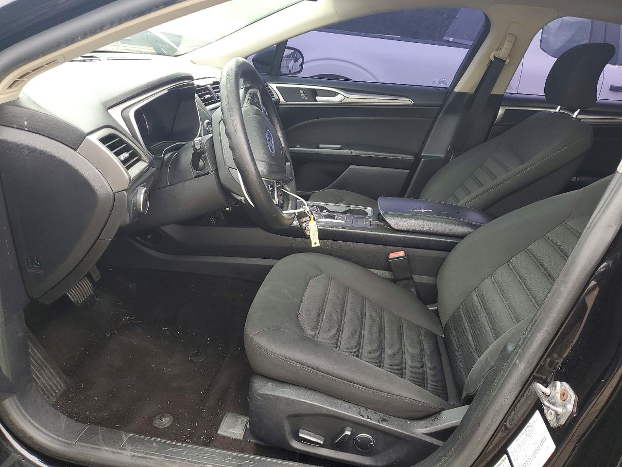 2019 FORD FUSION SE photo 7