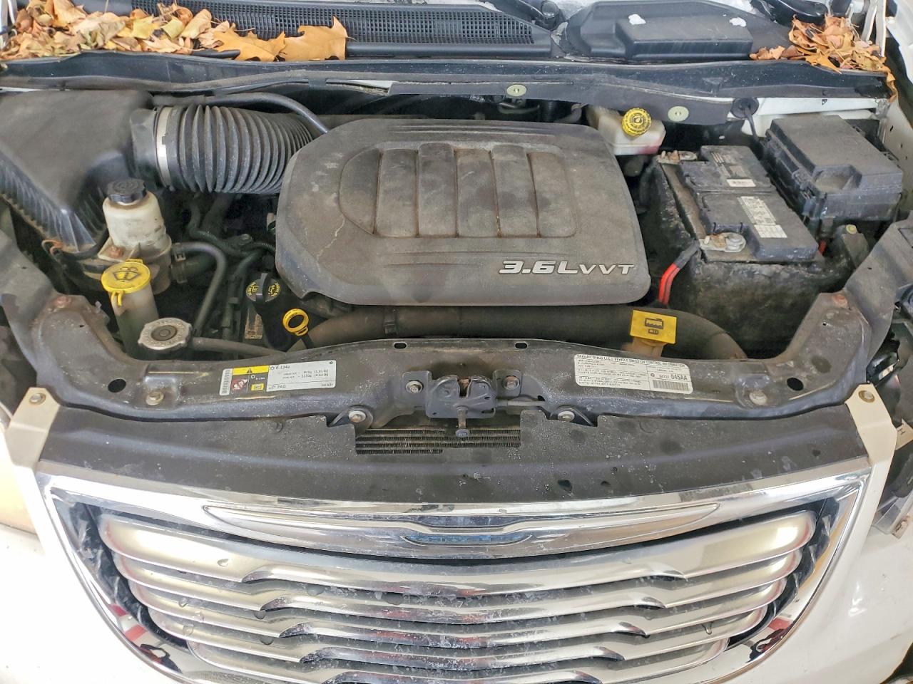 2013 CHRYSLER TOWN & COUNTRY TOURING photo 34