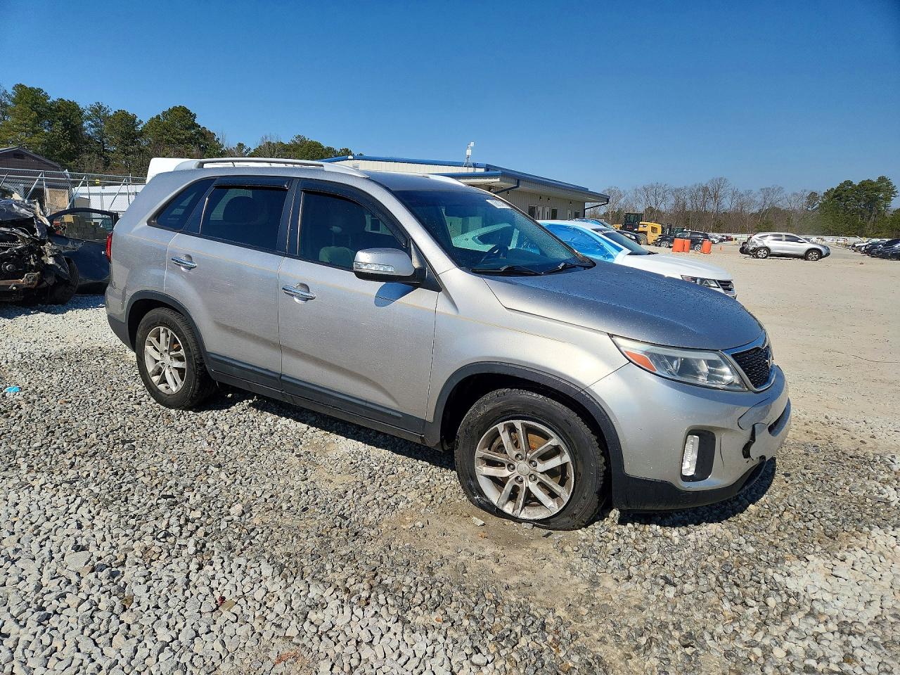 2015 KIA SORENTO LX photo 4