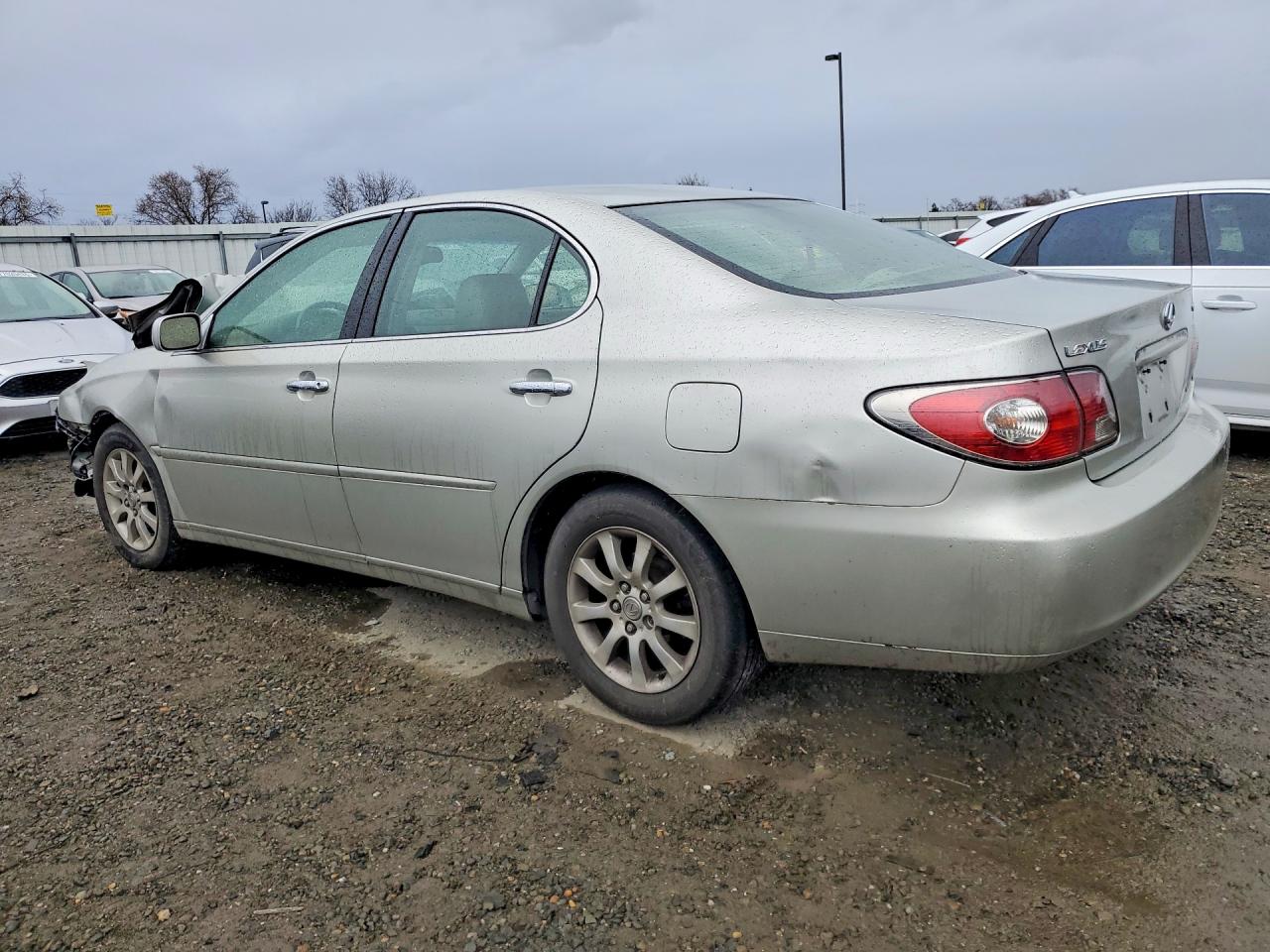 2003 LEXUS ES 300 photo 3