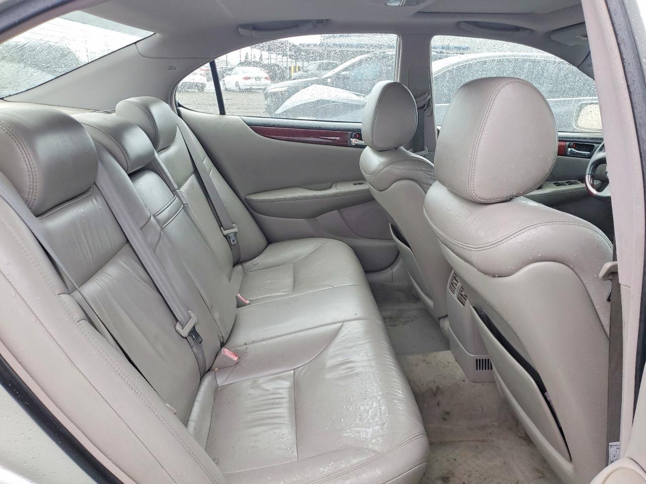 2003 LEXUS ES 300 photo 19
