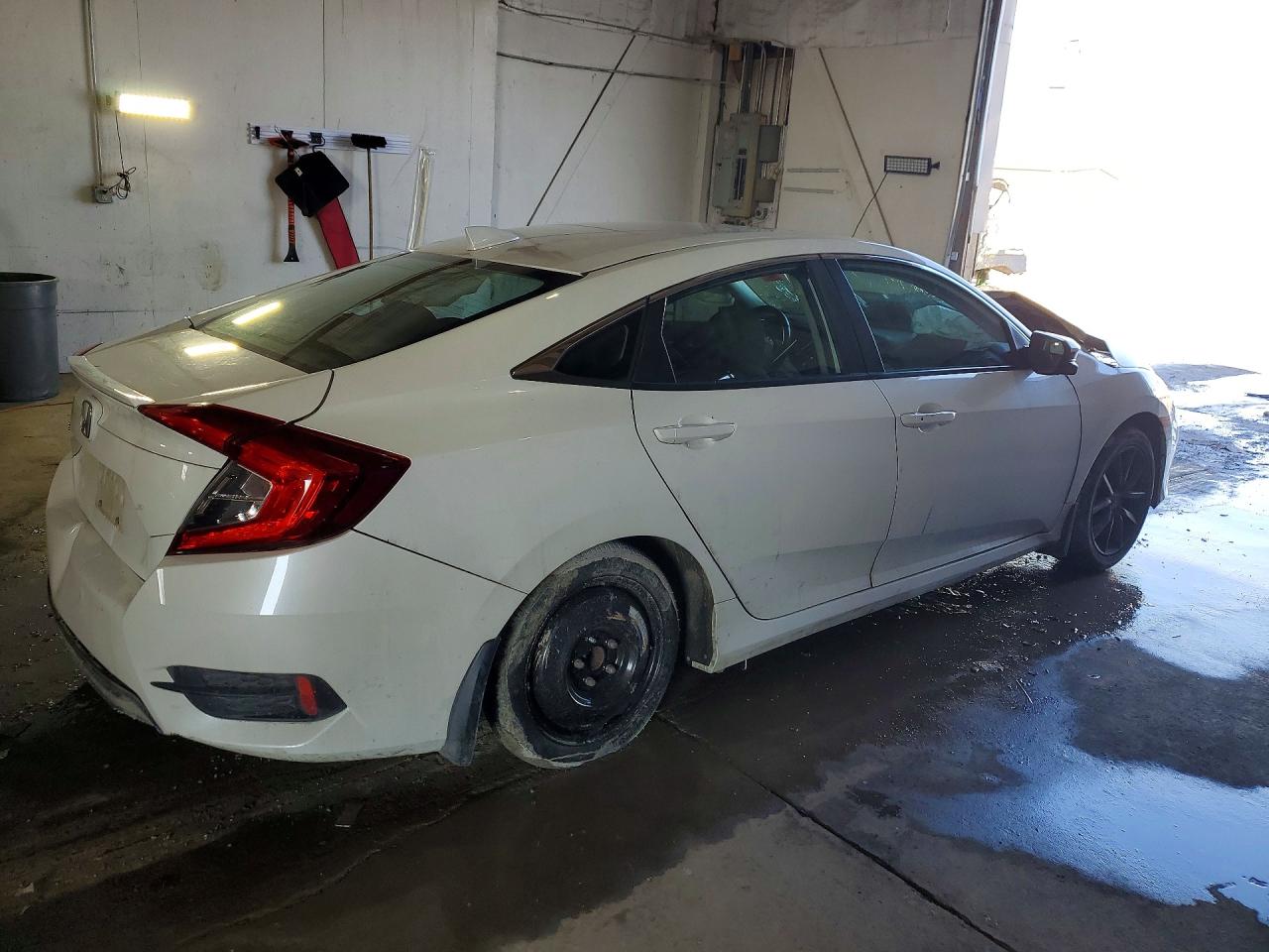 2020 HONDA CIVIC EX photo 5