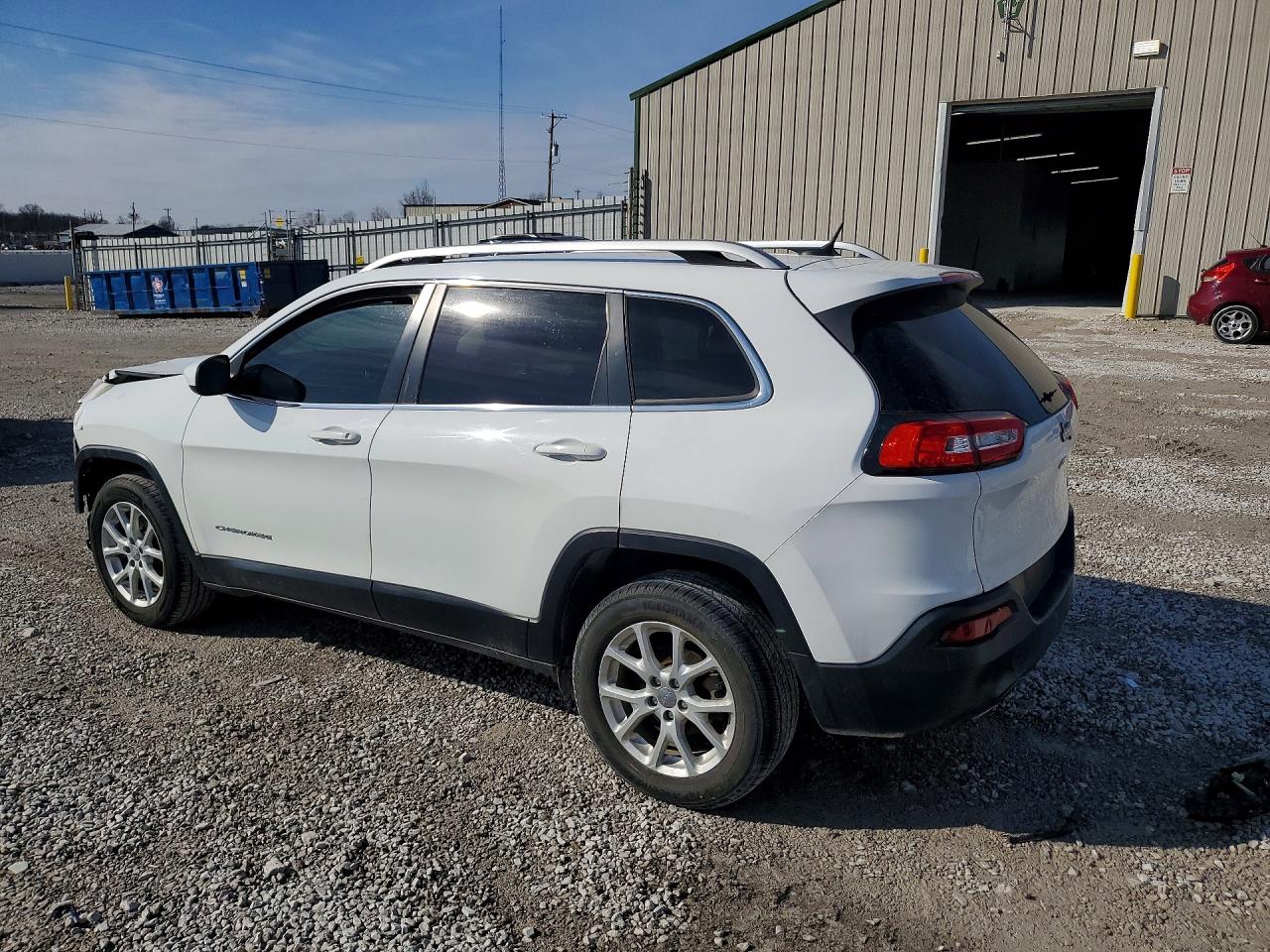2017 JEEP CHEROKEE LATITUDE photo 2