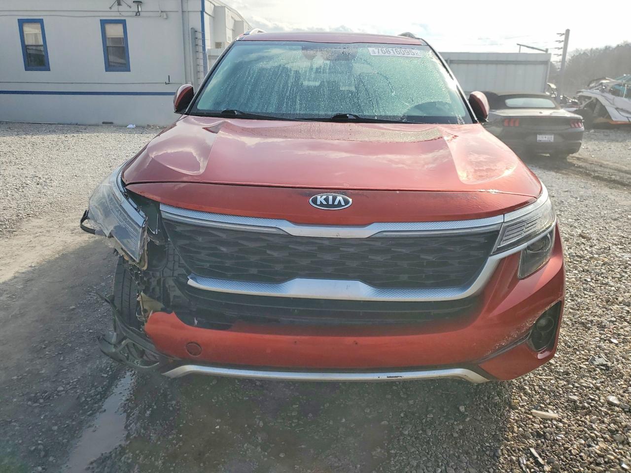 2021 KIA SELTOS S photo 5