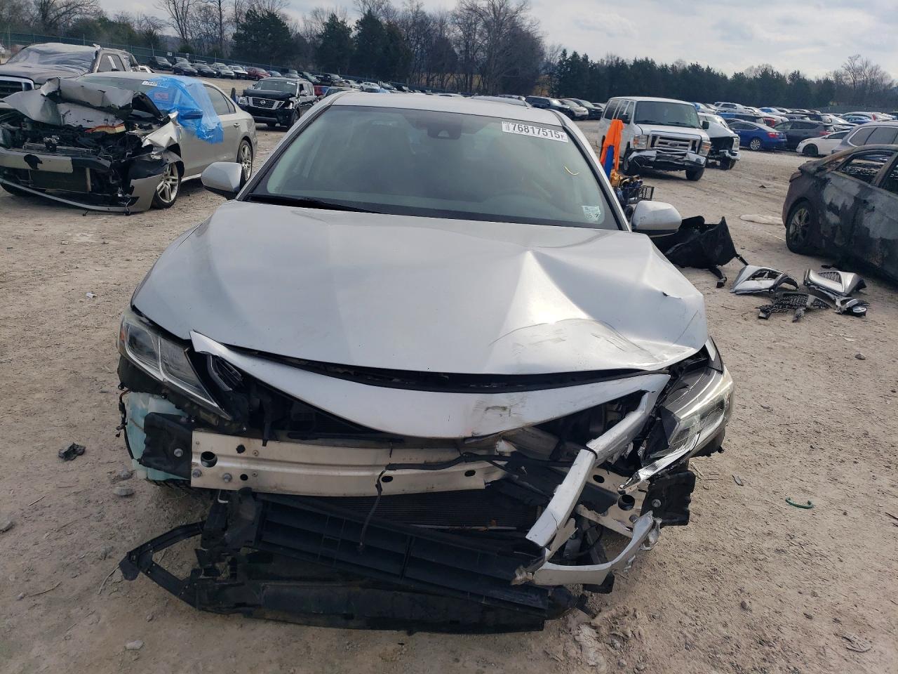 2019 TOYOTA CAMRY HYBRID photo 13