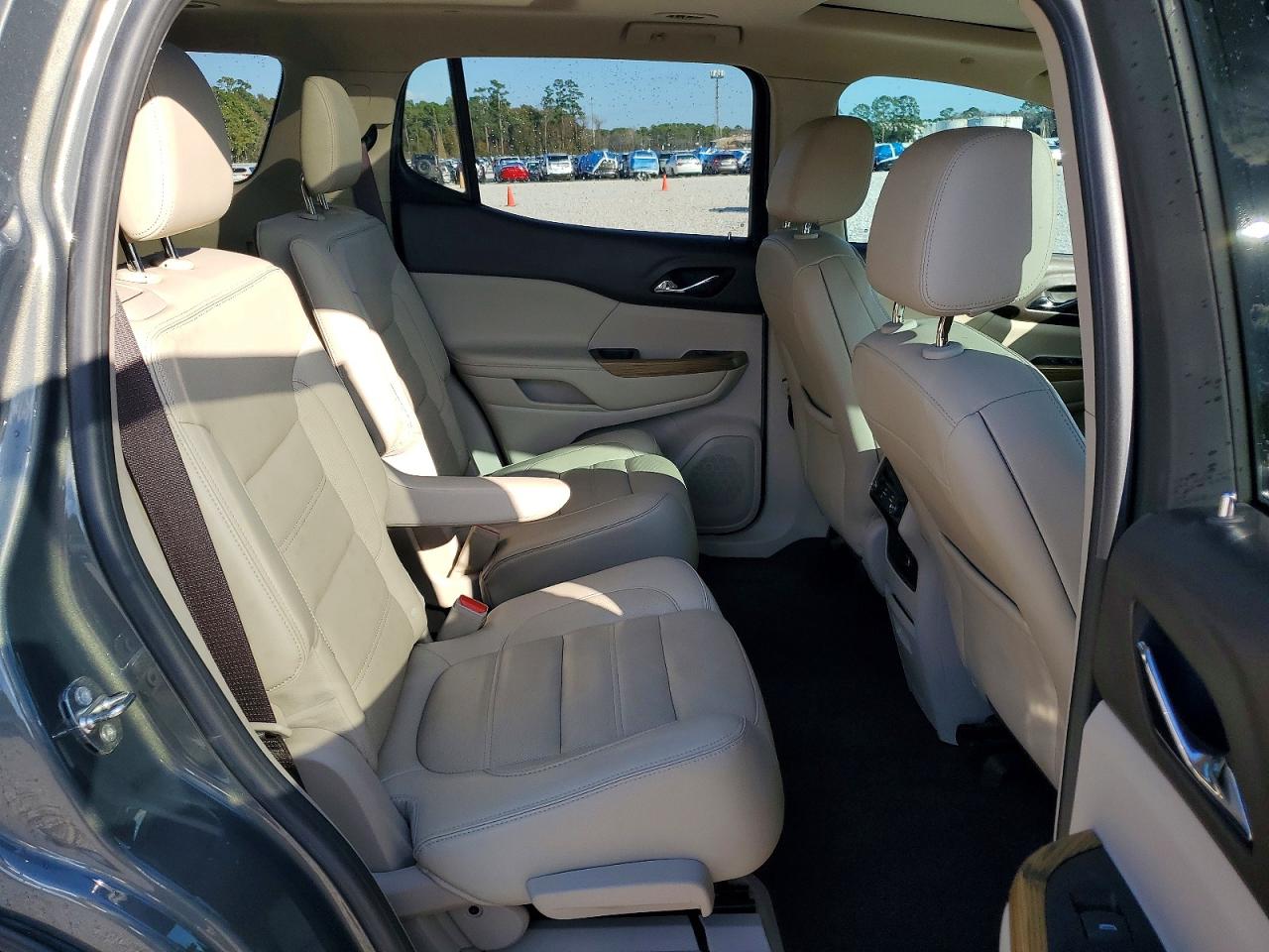 2017 GMC ACADIA DENALI photo 11