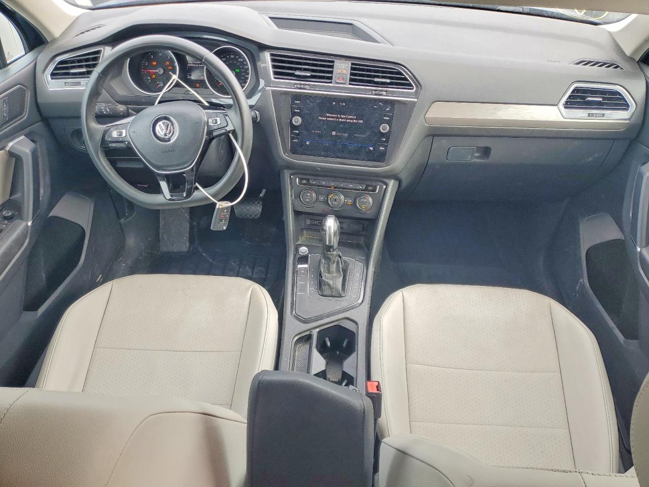 2020 VOLKSWAGEN TIGUAN SE photo 8