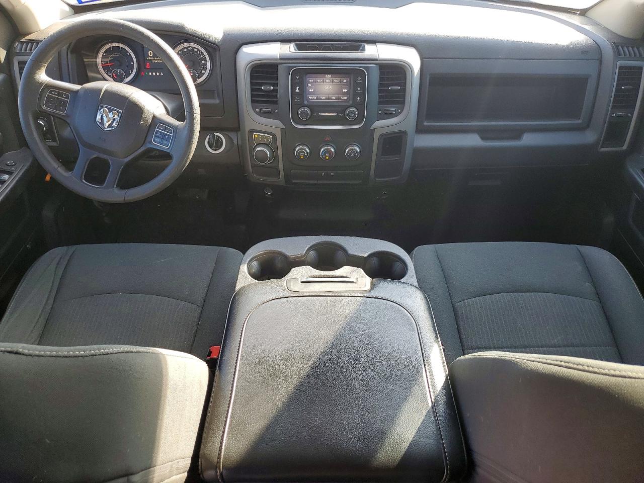 2021 RAM 1500 CLASSIC TRADESMAN photo 8
